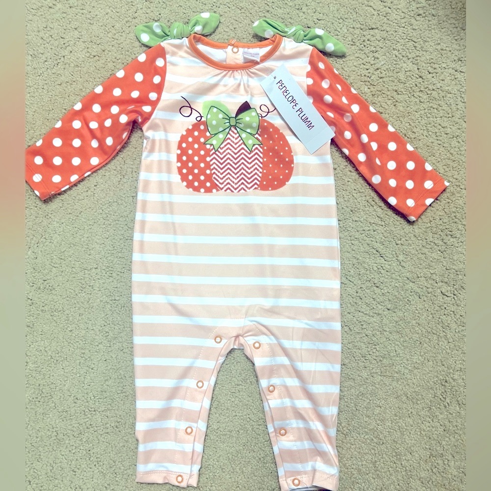 Penelope Plum pumpkin romper size 6mon NWT